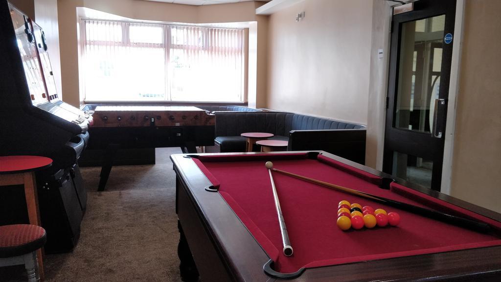 בלקפול Kingsway Hotel מראה חיצוני תמונה