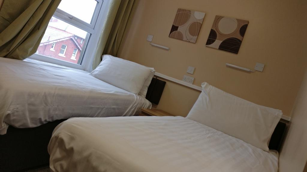 בלקפול Kingsway Hotel מראה חיצוני תמונה